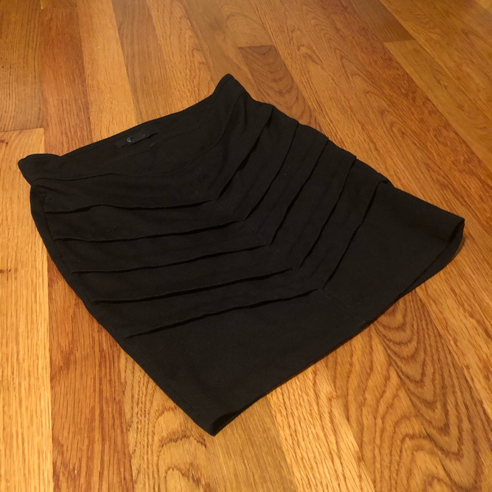 Forever 21 Black mini skirt